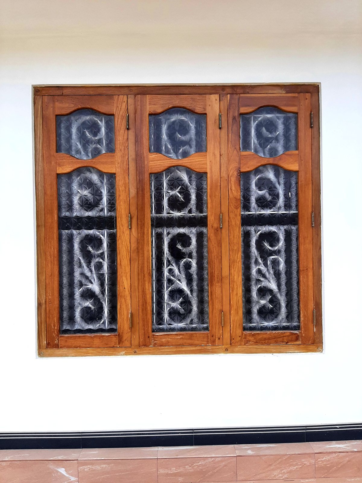 Solid timber casement window frame with precision rebate profiling